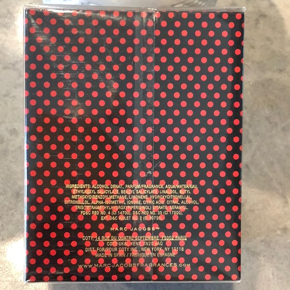 Marc Jacobs Dot Eau de Perfume 100ml, 3.3 FL OZ - Picture 2 of 6